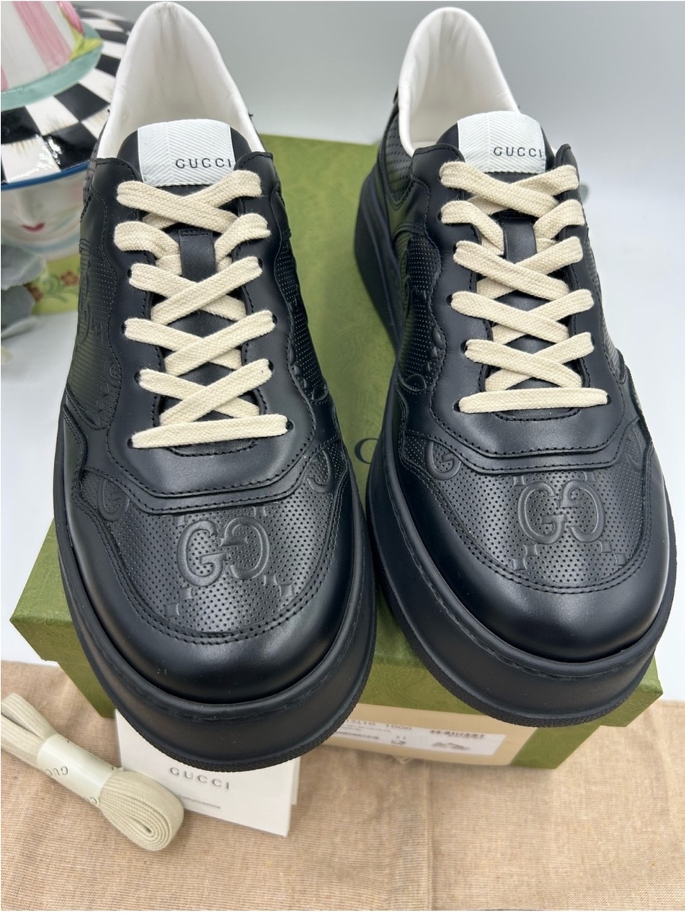 Men’s Gucci GG embossed leather sneakers size 11 fits 11.5 US made in Italy - Picture 4 of 10